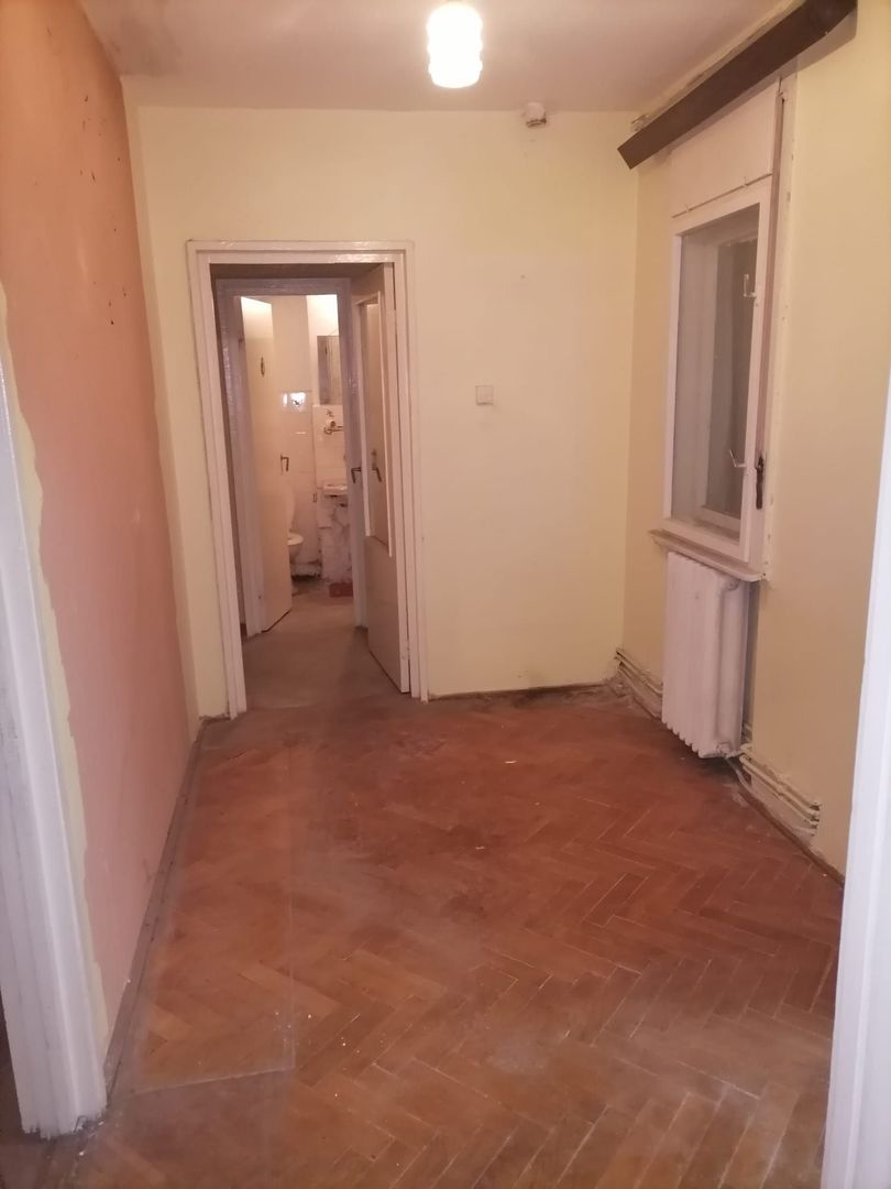 BRASADAS vinde apt. CENTRAL 4 cam. 85mp la etajul 4/4. - Poză 2