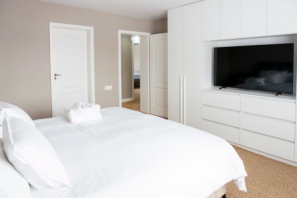 Vila de inchiriat | Silistea Snagovului | Aproape de lac-ponton privat | Jacuzzi - Poză 15