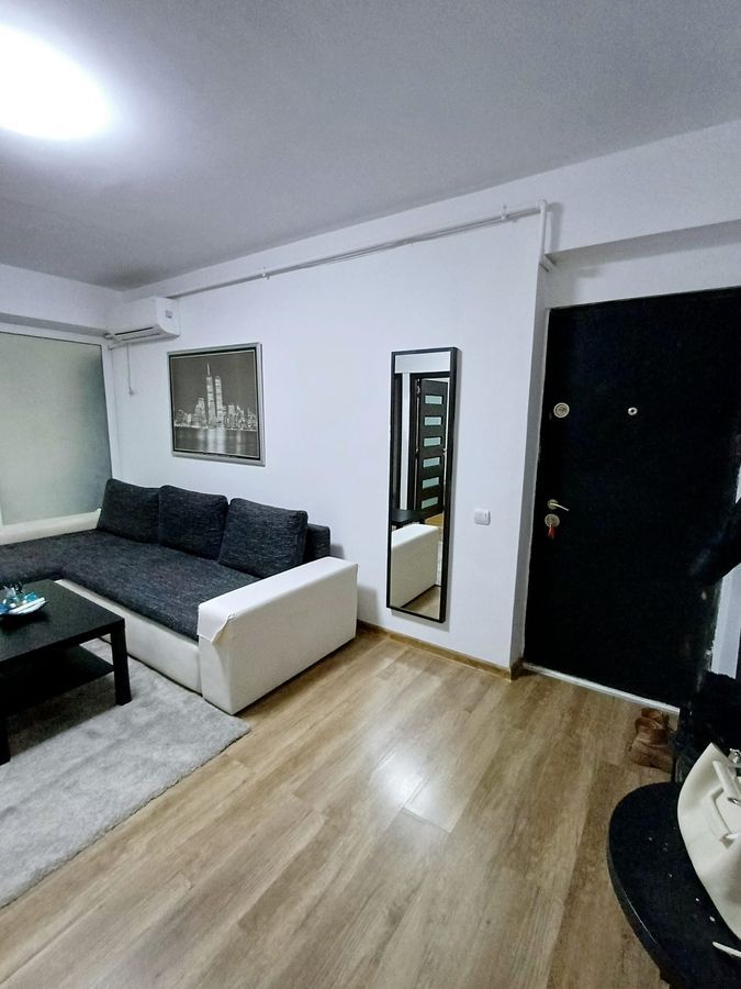 Apartamet 3 camere la vanzare - Sector 4, metrou Dimitrie leonida - Poză 2