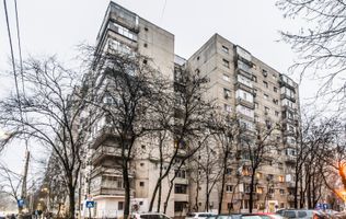 Drumul Taberei 3 camere, 4/10, bloc stradal, c-tie 1980, bucatarie mare, 2 bai