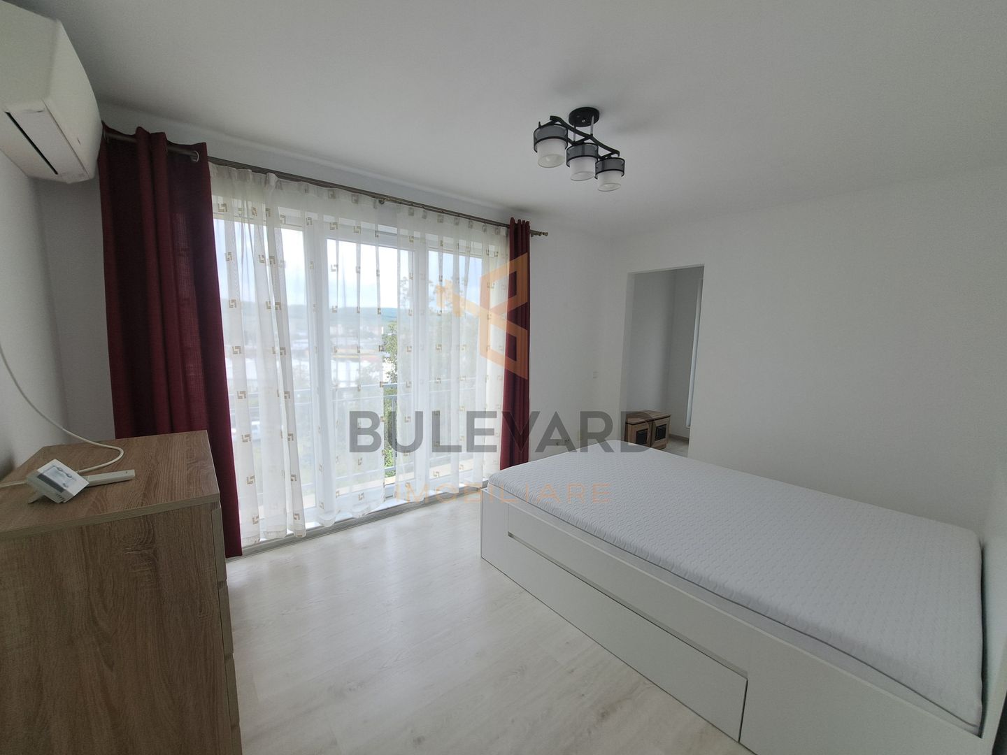 Casa 5 camere, 150 mp utili, 300 mp teren, garaj, cartier Dambul Rotund! - Poză 16