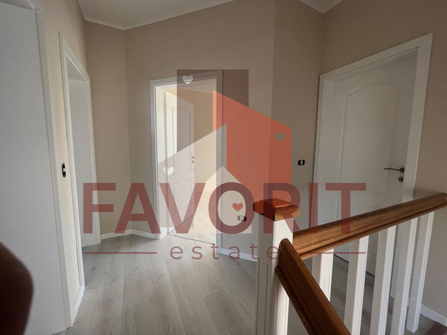 Casa Individuala in Mosnita Veche. Toate Utilitatile. Vatra satului. - Poză 10