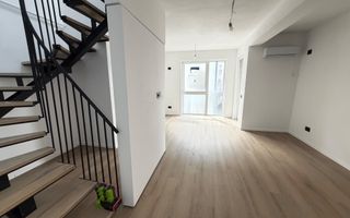Apartament cu 4 camere pe 2 nivele in Giroc - Poză 3