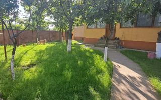 Casă cu 2 niveluri, compusă din 2 apartamente distincte, Tomesti - Poză 3