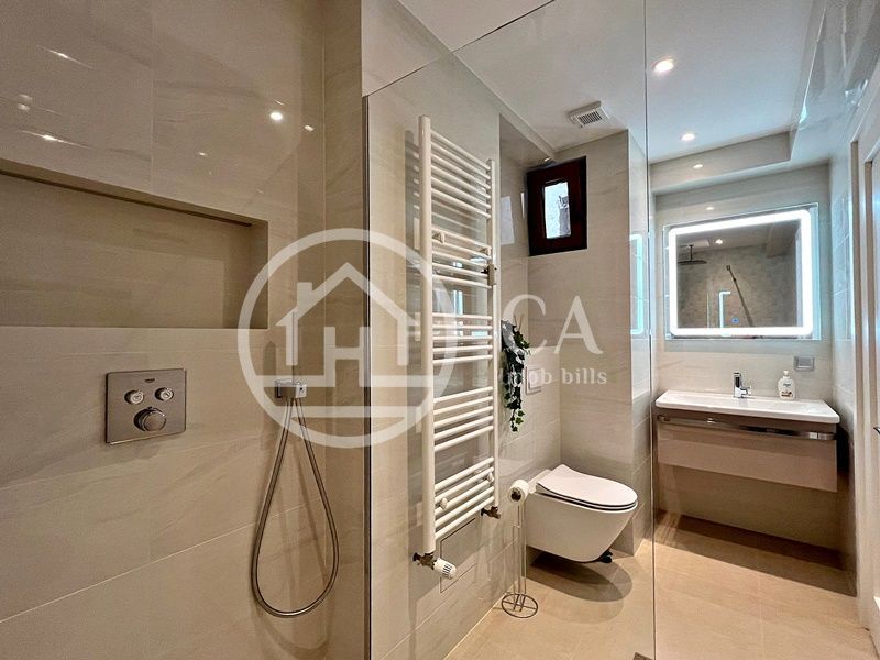 Apartament de închiriat cu 3 camere în zona ULTRACENTRALĂ, Oradea - Poză 16