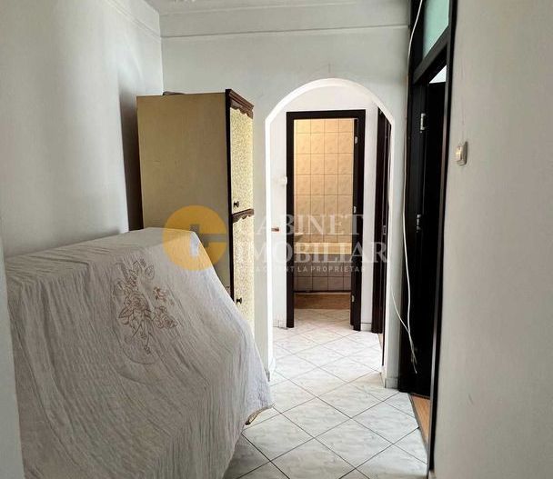 Nicolina -Apartament 3 Camere Decomandat - Bloc 1981 - Poză 8