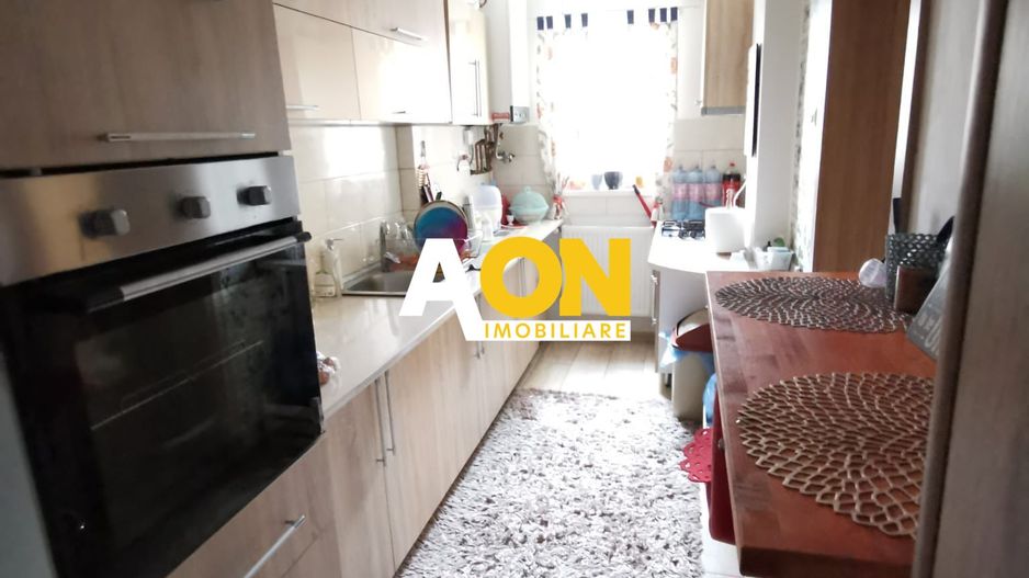 Apartament 3 camere, Cetate, etaj intermediar - Poză 12