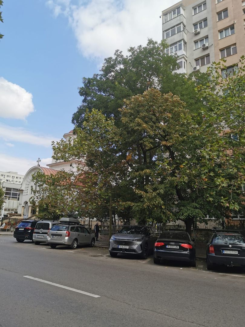 3 camere decomandat la 2 minute de metrou 1 Decembrie 1918 - Poză 2