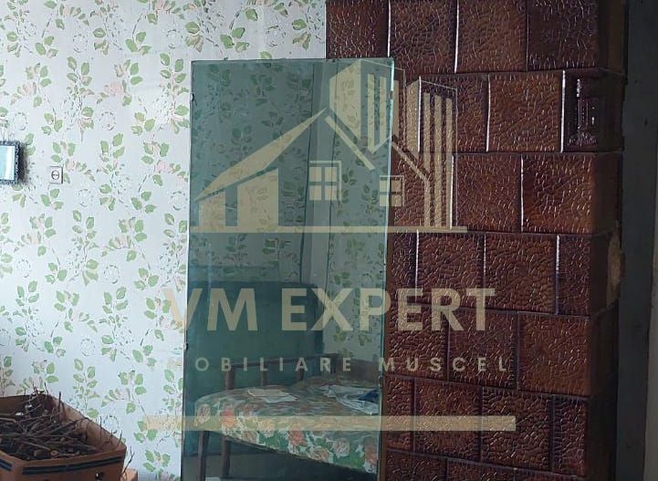 VILA 6 CAMERE, 126 MP, CENTRU CAMPULUNG - Poză 14