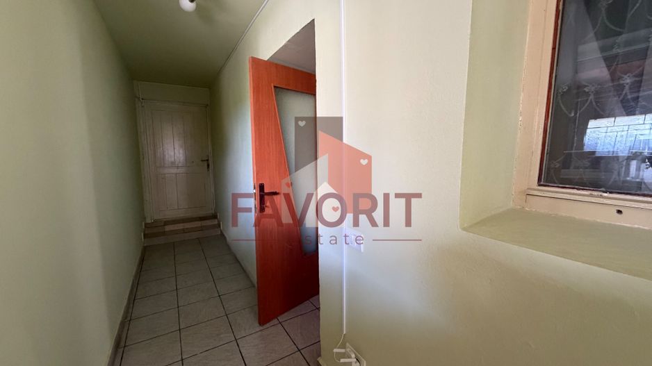 Casă +  teren 1.514 mp în Ianova | 4 camere | 2 băi - Poză 12
