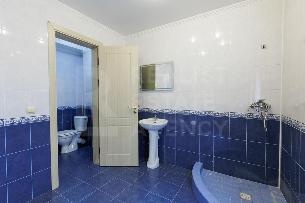 Chirie, casă, 2 nivele, 5 camere, str. Alexandru  Cosmescu, Centru - Poză 15