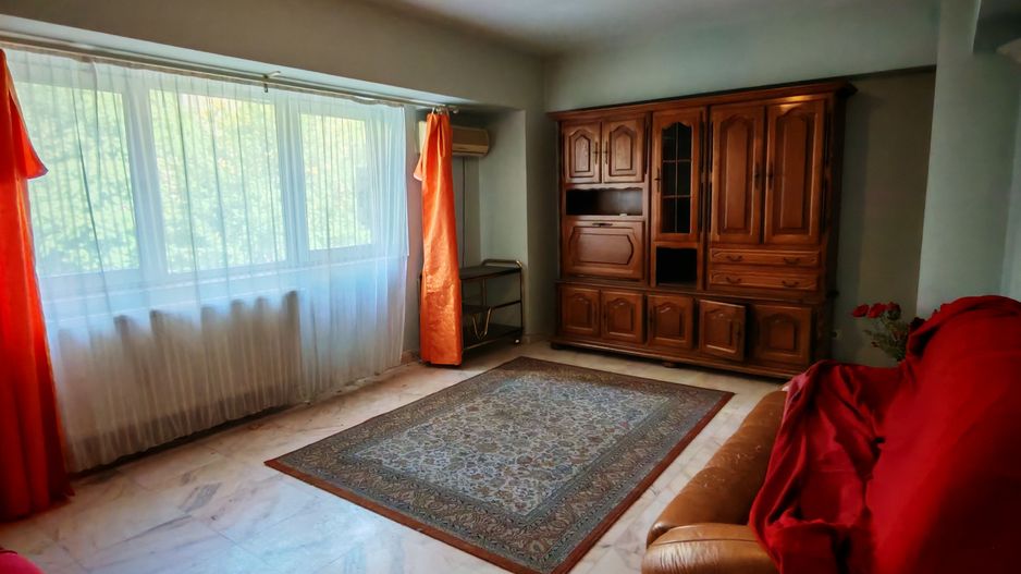 Apartament decomandat 3 camere |  Universitate – Scoala De Arhitectura - Poză 1