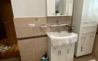 Vila  Frumoasa , Sibiu ,6 camere , 5 Bai , mobilata ,utilata - Poză 55