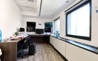 Spațiu comercial premium 240 mp ultracentral Pitești clădire reprezentativă - Poză 11