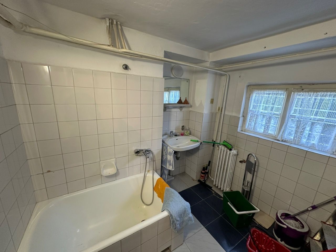 Casa in zona CENTRALA -  Take Ionescu - Poză 34