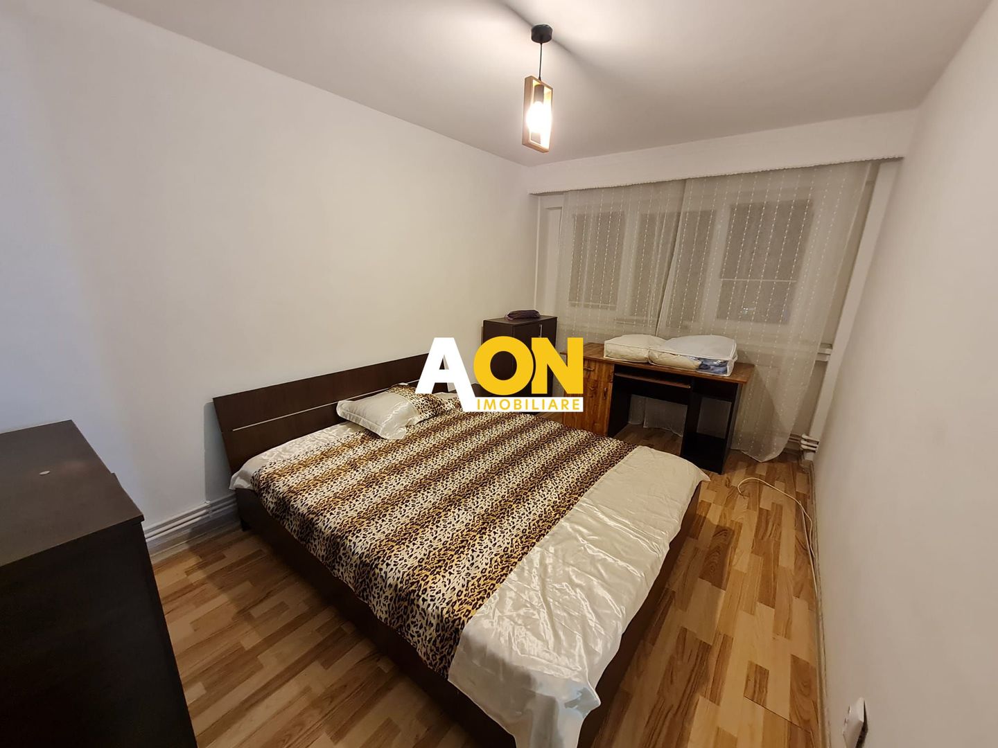 Apartament 2 camere, Etaj Intermediar,  Zona Parc Cetate - Poză 4