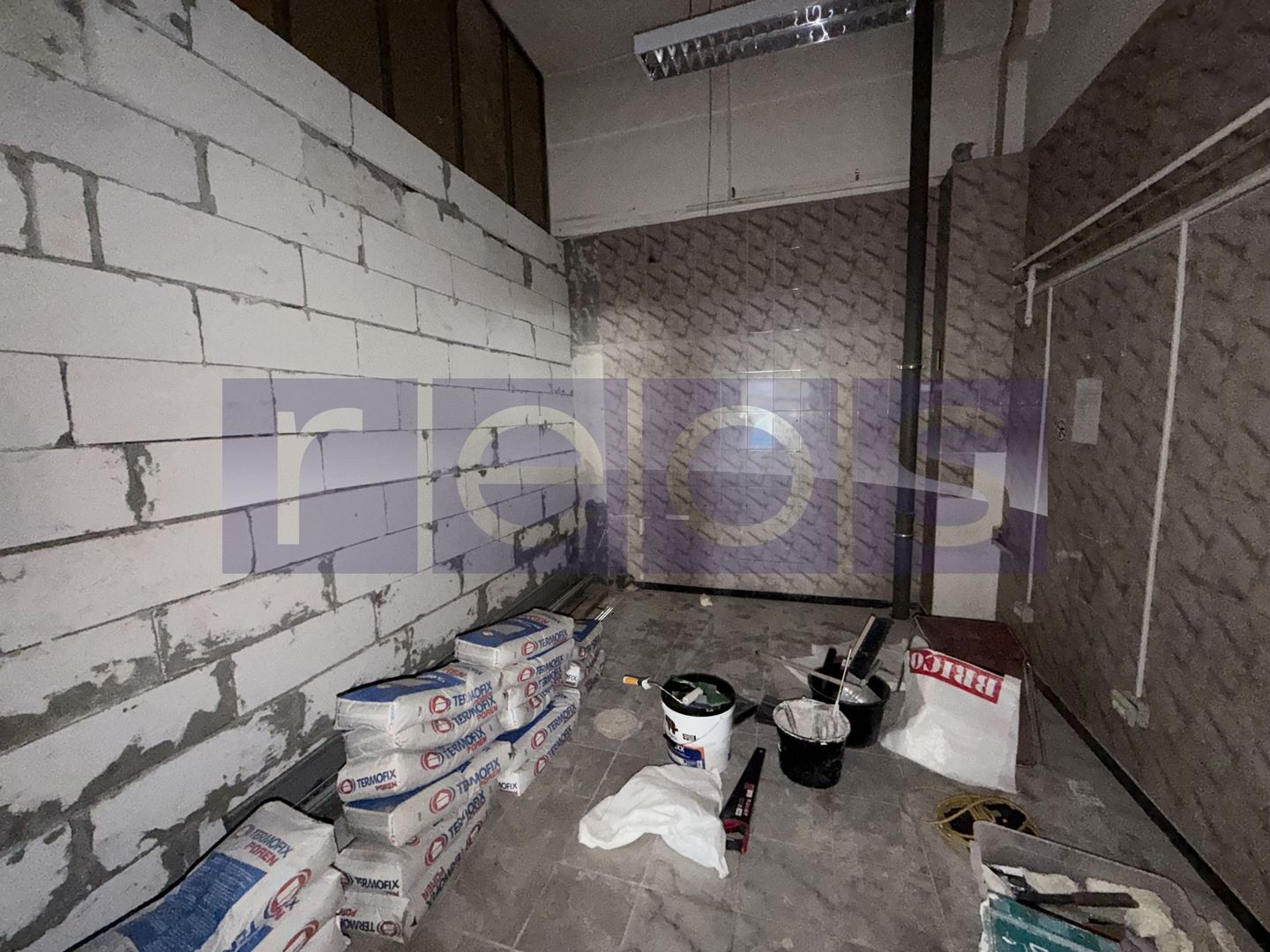 SPATIU COMERCIAL DE INCHIRIAT | 100 MP | VITRINA STRADALA | TRAFIC INTENS - Poză 3