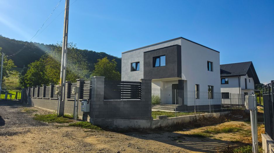 Casa de vanzare Maracineni - Poză 1