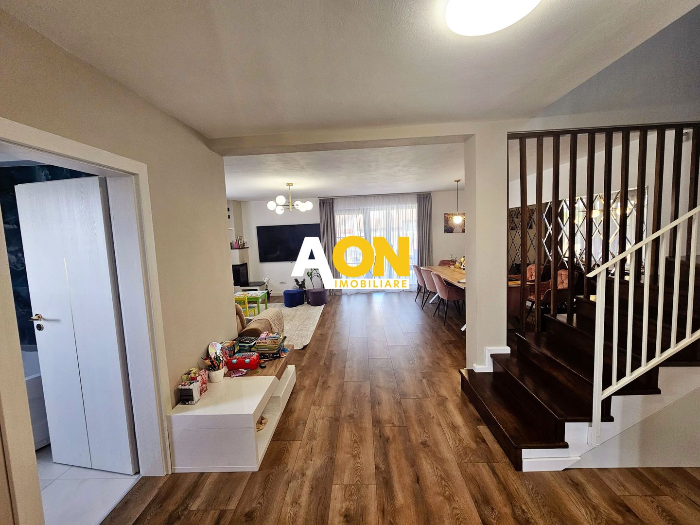 Casa spatioasa, 4 camere, mobilata, utilata, 985 mp teren, Partos - Poză 9