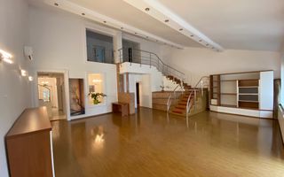 Vilă zona Liviu Rebreanu - Poză 2