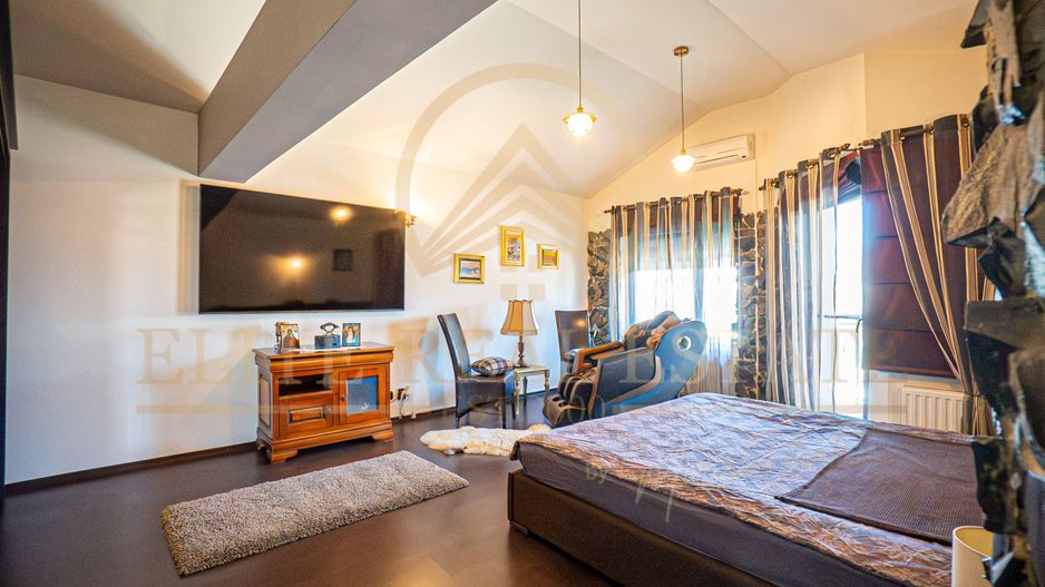 Casa De Vanzare in Palazu Mare - Teren de 455 mp cu Piscina si Garaj - Poză 28