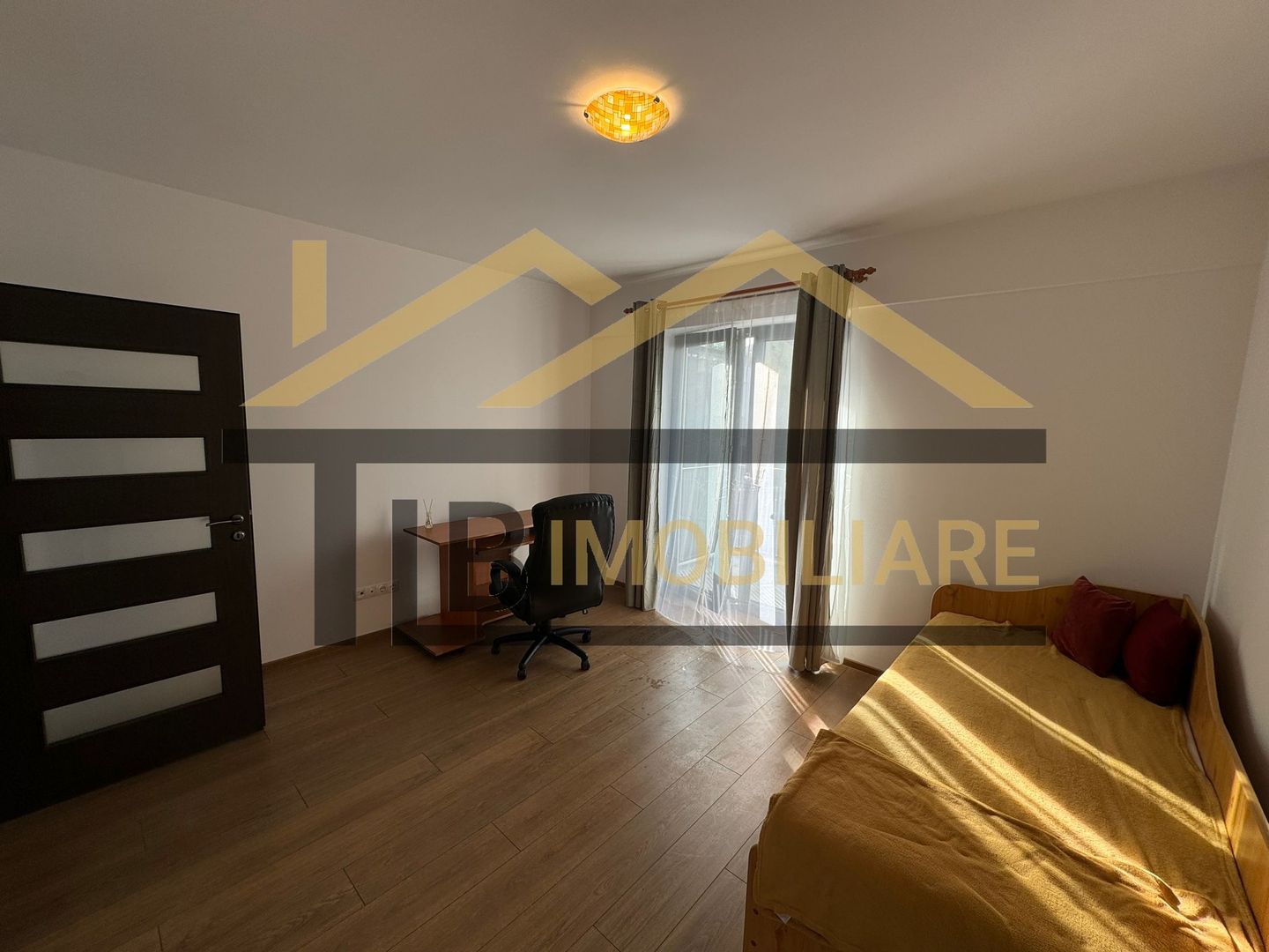Apartament de 3 camere, 78mp, parcare, Zona UMFST - Poză 7