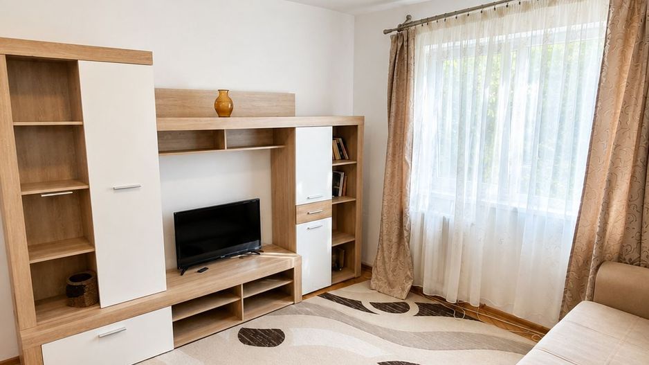Apartament 2 Camere - Piata 22 Decembrie - Poză 1