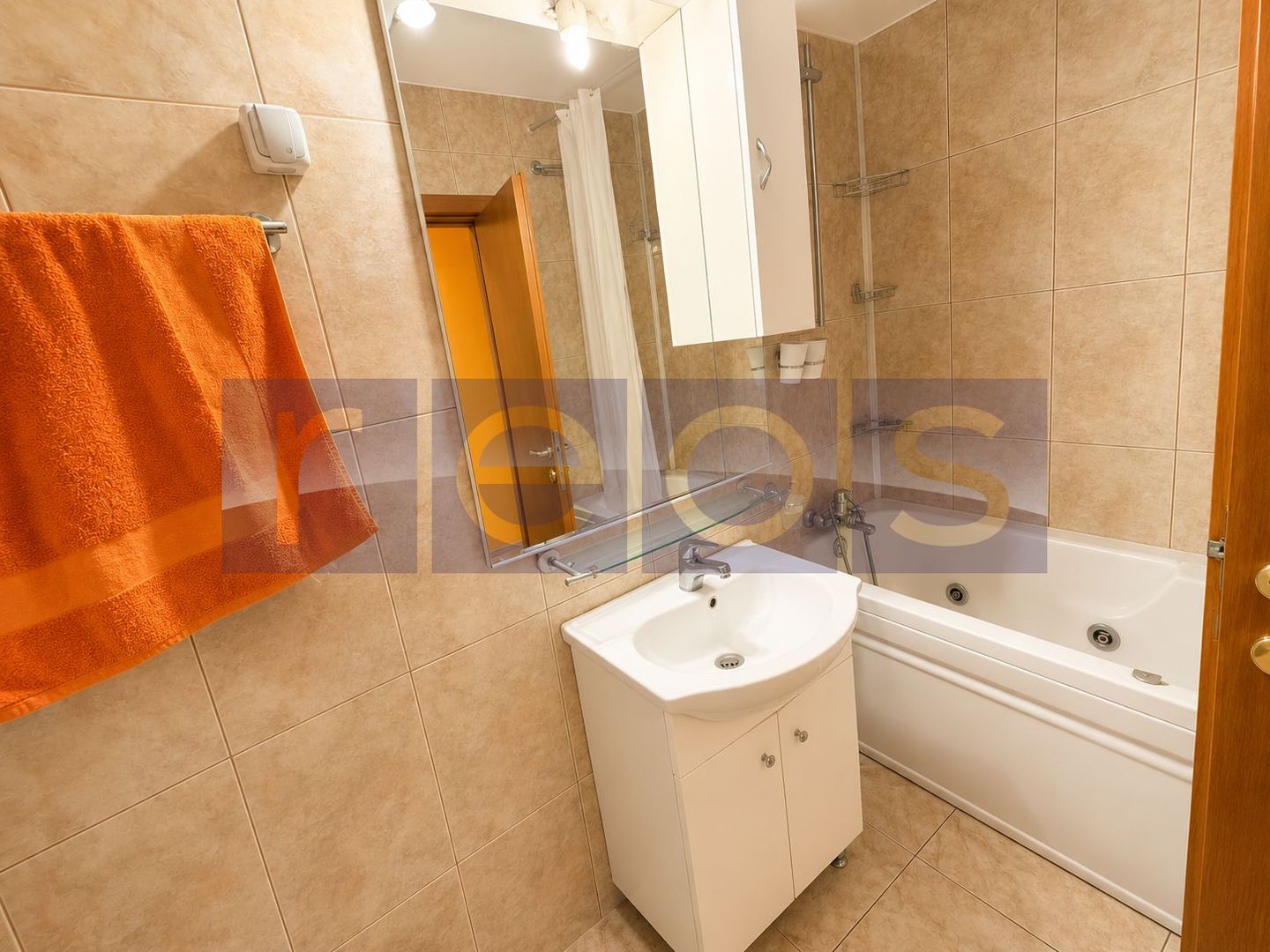 INCHIRIERE 3 CAMERE | 80 MP | MOBILAT SI UTILAT | APROAPE DE GARA - Poză 1