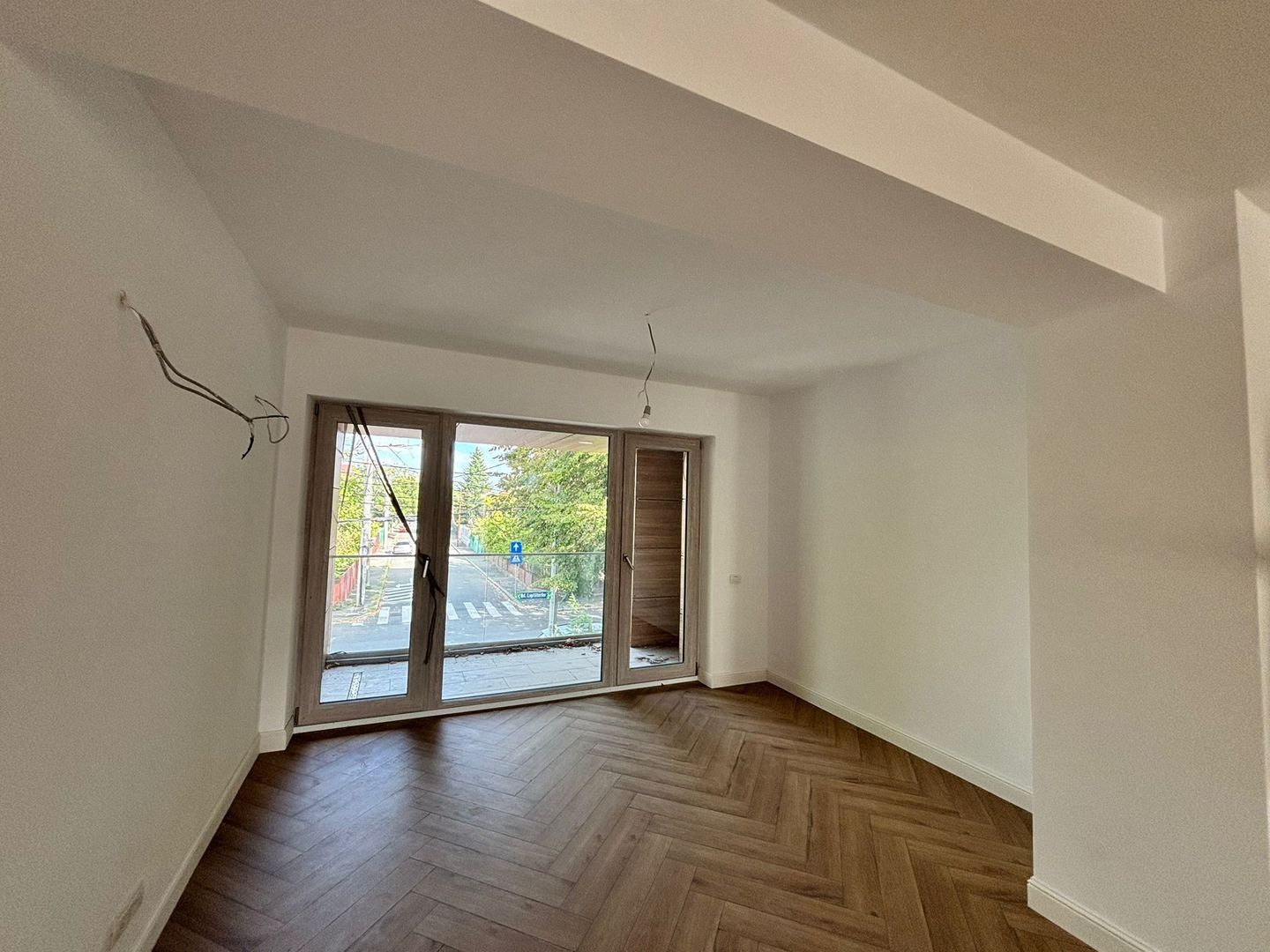 4 Camere I Spatios I Loc Parcare - Poză 6