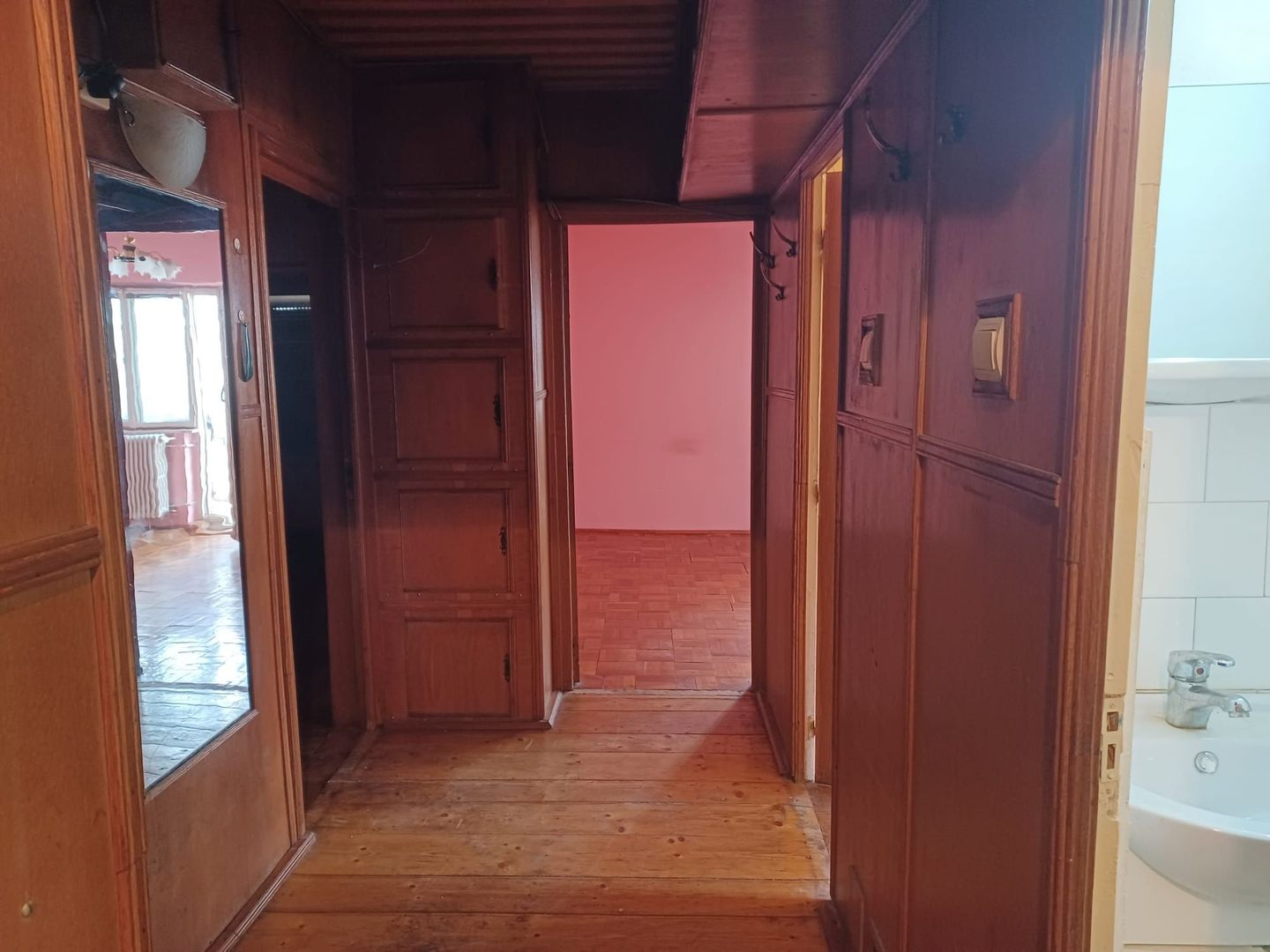 Apartament 3 camere,3 balcoane Dragos Voda. 87 500 E (neg). Comision 0 - Poză 12