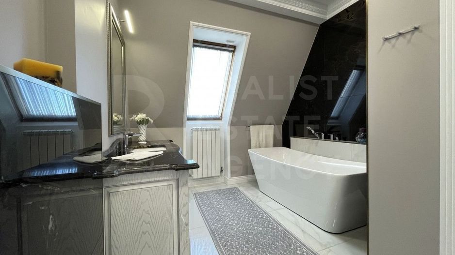 Chirie, apartament, 4 camere, strada Alexandru Pușkin, Centru - Poză 3