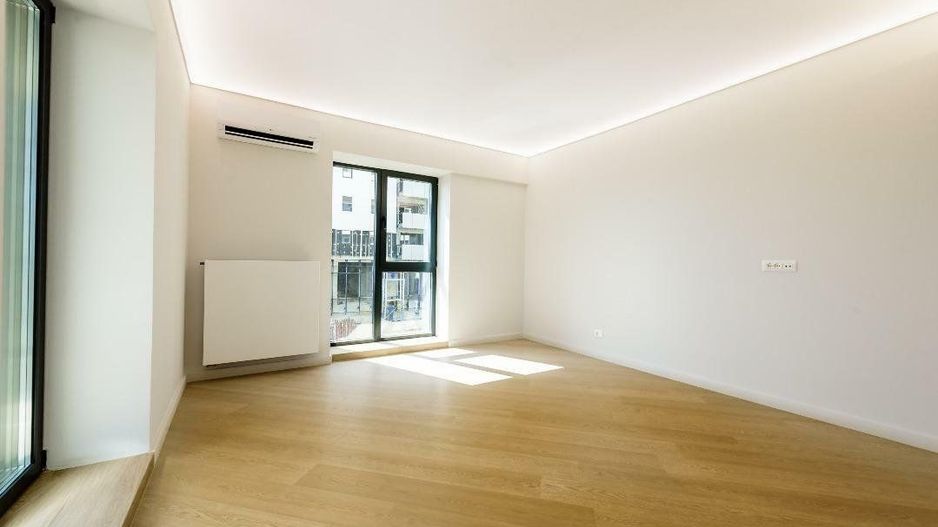 REDUCERE BLACK FRIDAY | CORTINA NORTH | Vedere Libera | Balcon de 10 mp | LUX - Poză 2