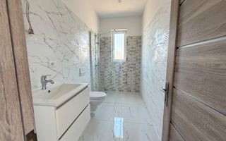 Duplex finalziat cu 4 camere si bucatarie inchisa in Giroc - Poză 10