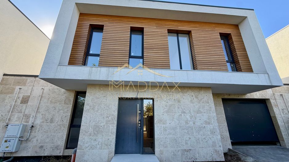 Vila Mediteraneana P+1E // 5 camere / 136 mp utili /garaj / Tunari - Poză 3