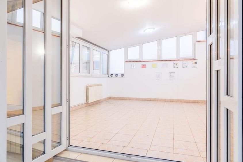 Vilă 15 camere | Piața Victoriei | Ideală clinică, after-school, birouri | Garaj - Poză 7