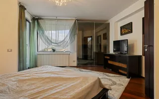 VILA ELEGANTA 5 CAMERE CU CURTE SI TERASA || EROU IANCU NICOLAE- PIPERA - Poză 17