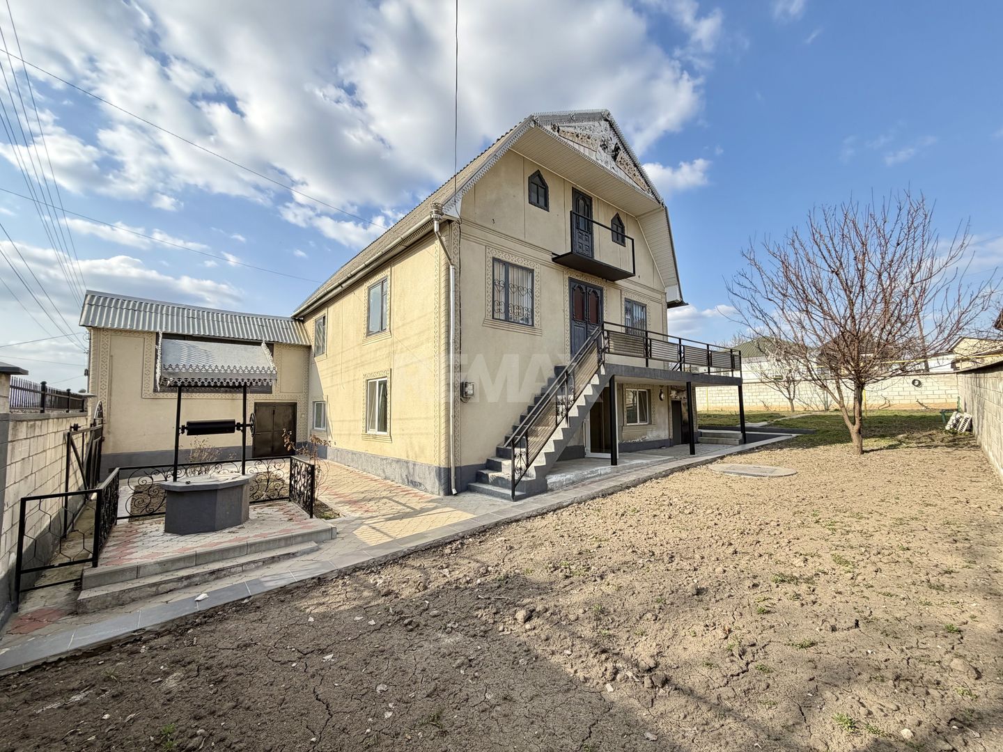 Casa în or.Ialoveni centru - Poză 4