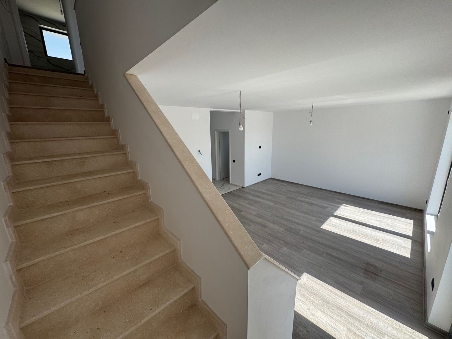 Vile Moderne, zona buna, finisaje PREMIUM - Poză 9