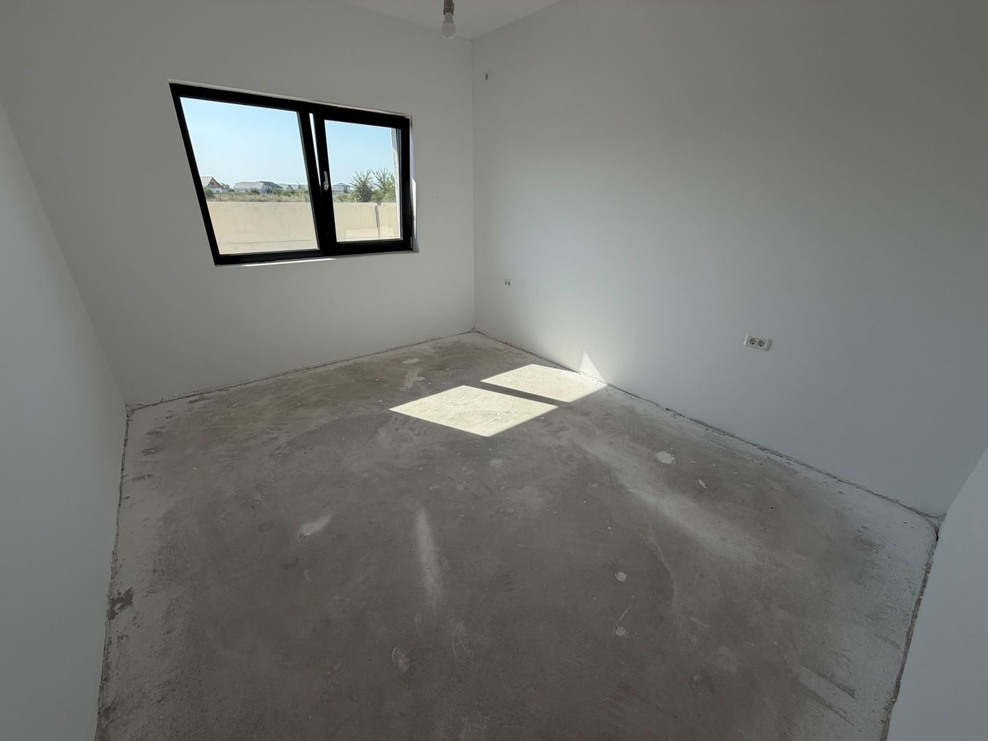 CASA INDIVIDUALA- 4 CAMERE, TOATE UTILITATILE, TEREN 350 MP, COMIS 0% - Poză 4