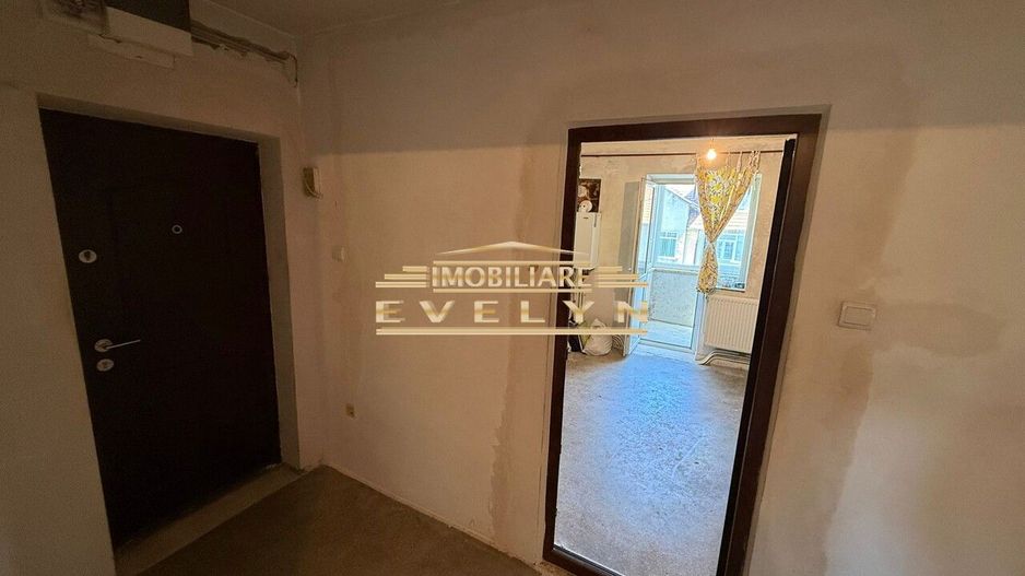 De vanzare apartament 3 camere-bloc tip vila !! - Poză 6