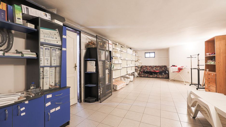 Flexibilitate într-o locație cheie, ideală pt hotel, cămin, clinică. - Poză 26