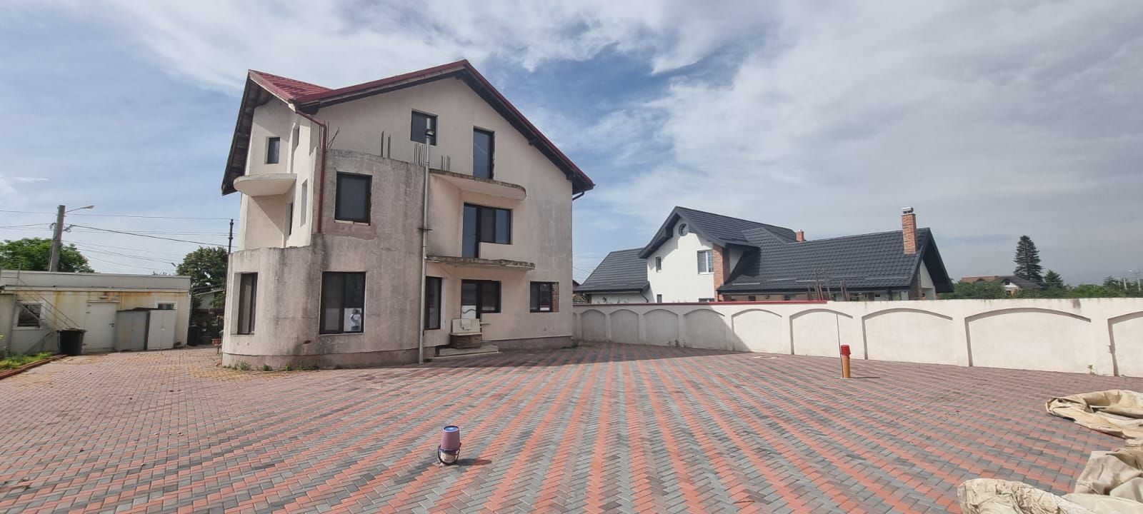 Casă la roșu în Brănești, oportunitate de preț - Poză 2