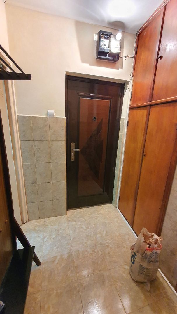 Apartament 2 camere, etaj 3, zona Cuza Vodă; - Poză 1