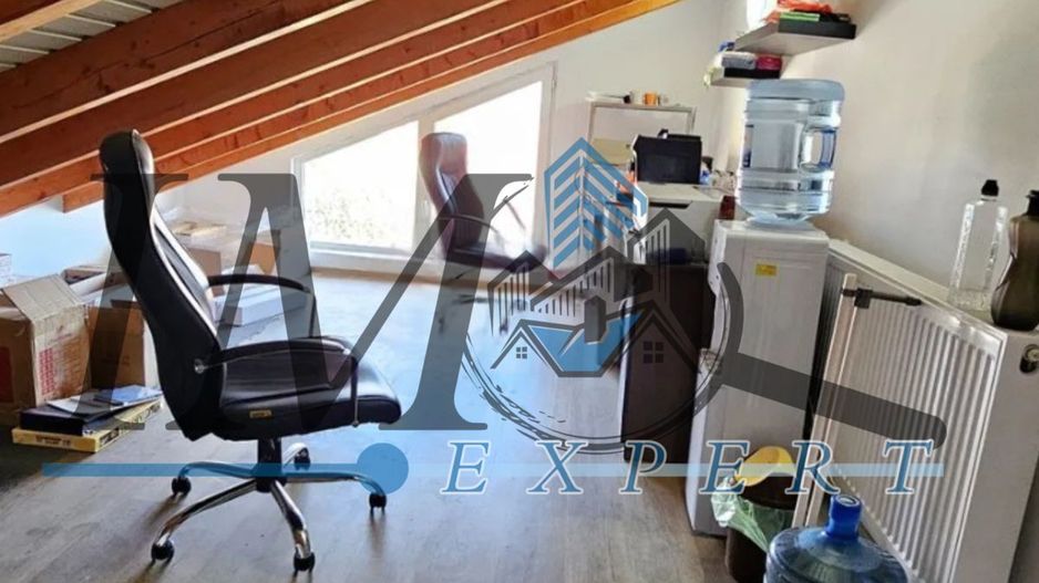 Apartament de vanzare cu 4 camere in zona Centru Alba Iulia - Poză 4