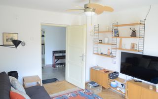 Casa renovata la tara complet -mobilata si utilata - Poză 8