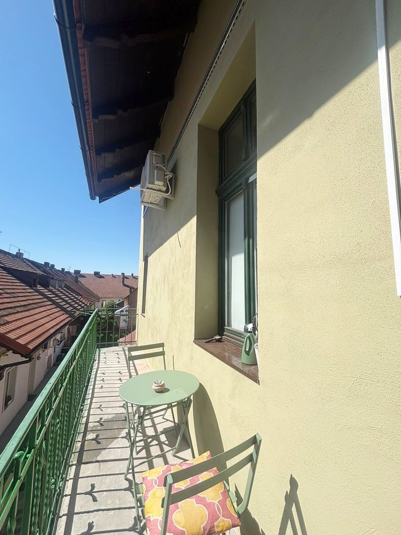 Apartament 2 camere, ultracentral, str.Traian Mosoiu - Oradea - Poză 11