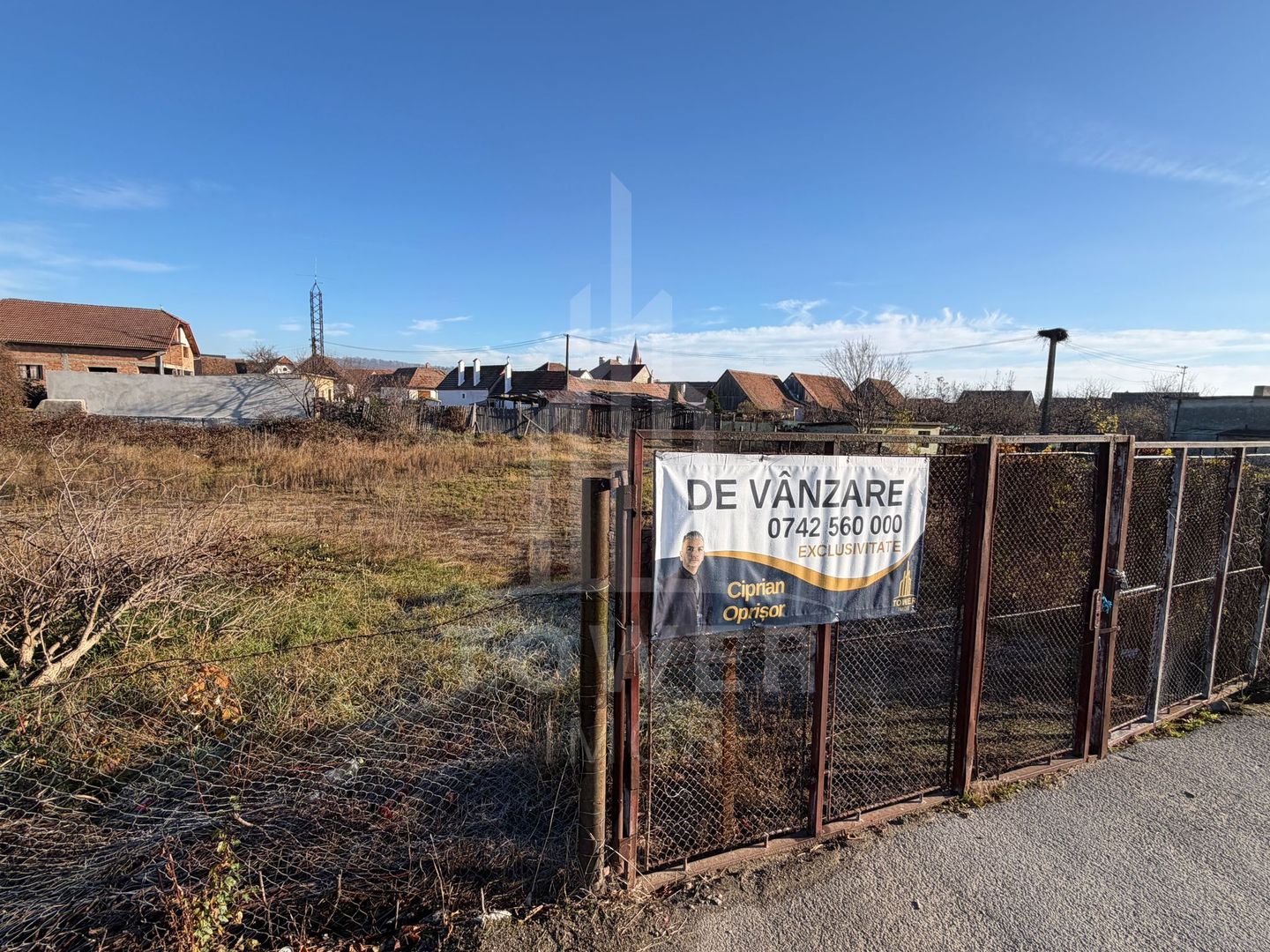 Oportunitate rară în Cristian, Sibiu – teren de 700 m² - Poză 1