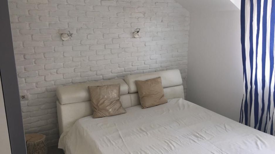 Apartament 3 camere. Design modern - mobilat si utilat. - Poză 11