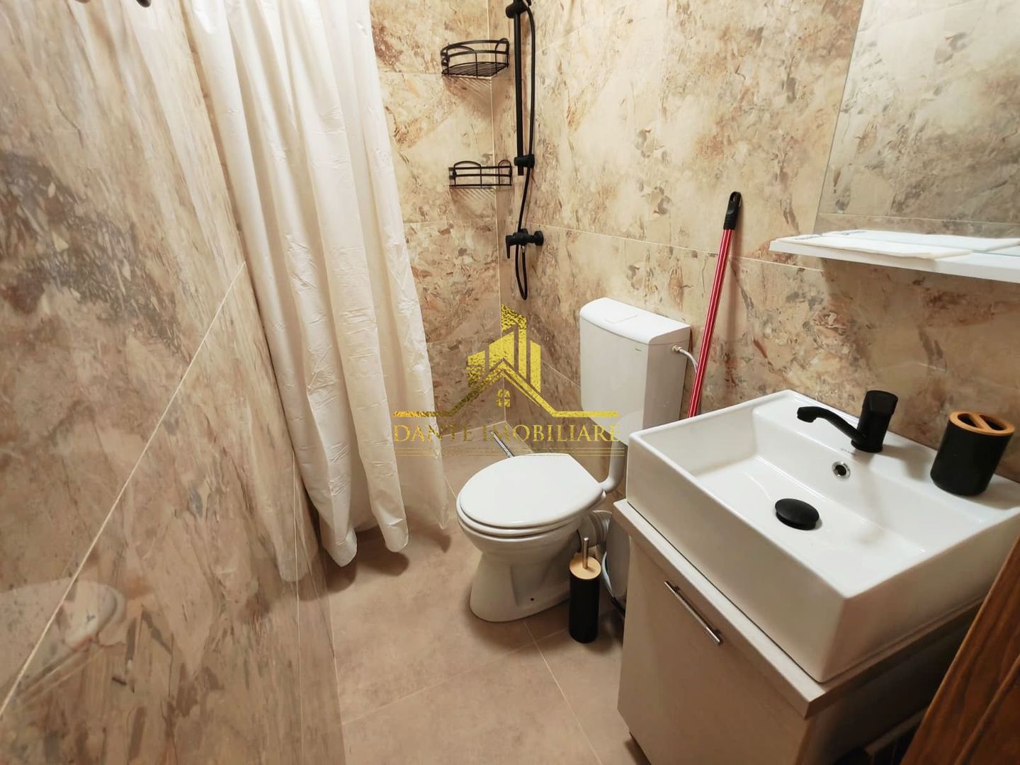 1 camera, spatios, mobilat modern, Central, Pta Avram Iancu, Sora - Poză 5