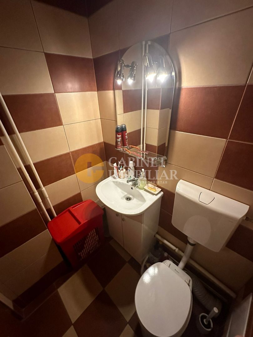 PACURARI - 3 CAMERE DECOMANDAT - ETAJ 2 - BLOC 1990 - Poză 5